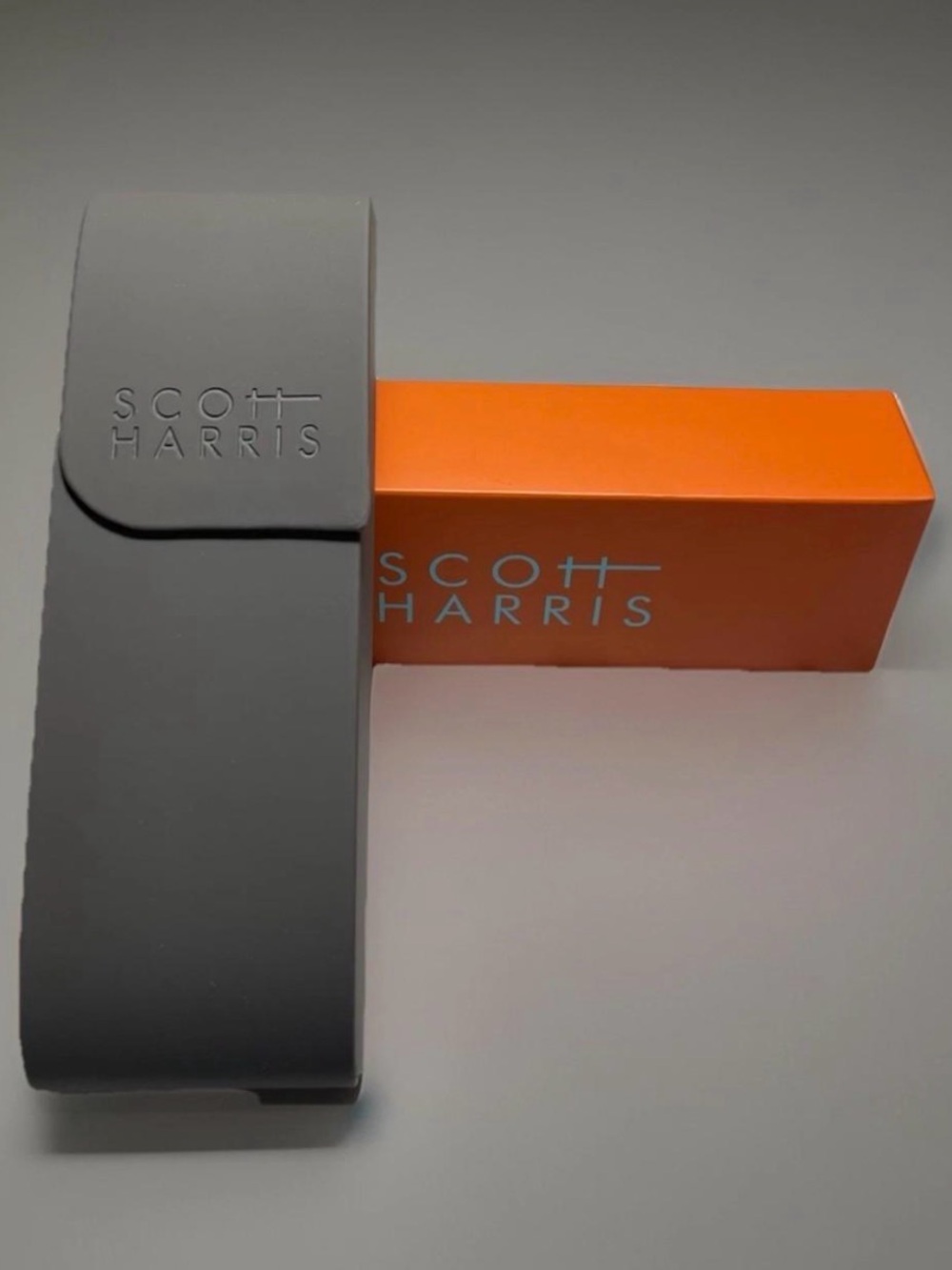 Scott Harris Gray Hard Case Eyeglasses Glasses Case With Orange Interior